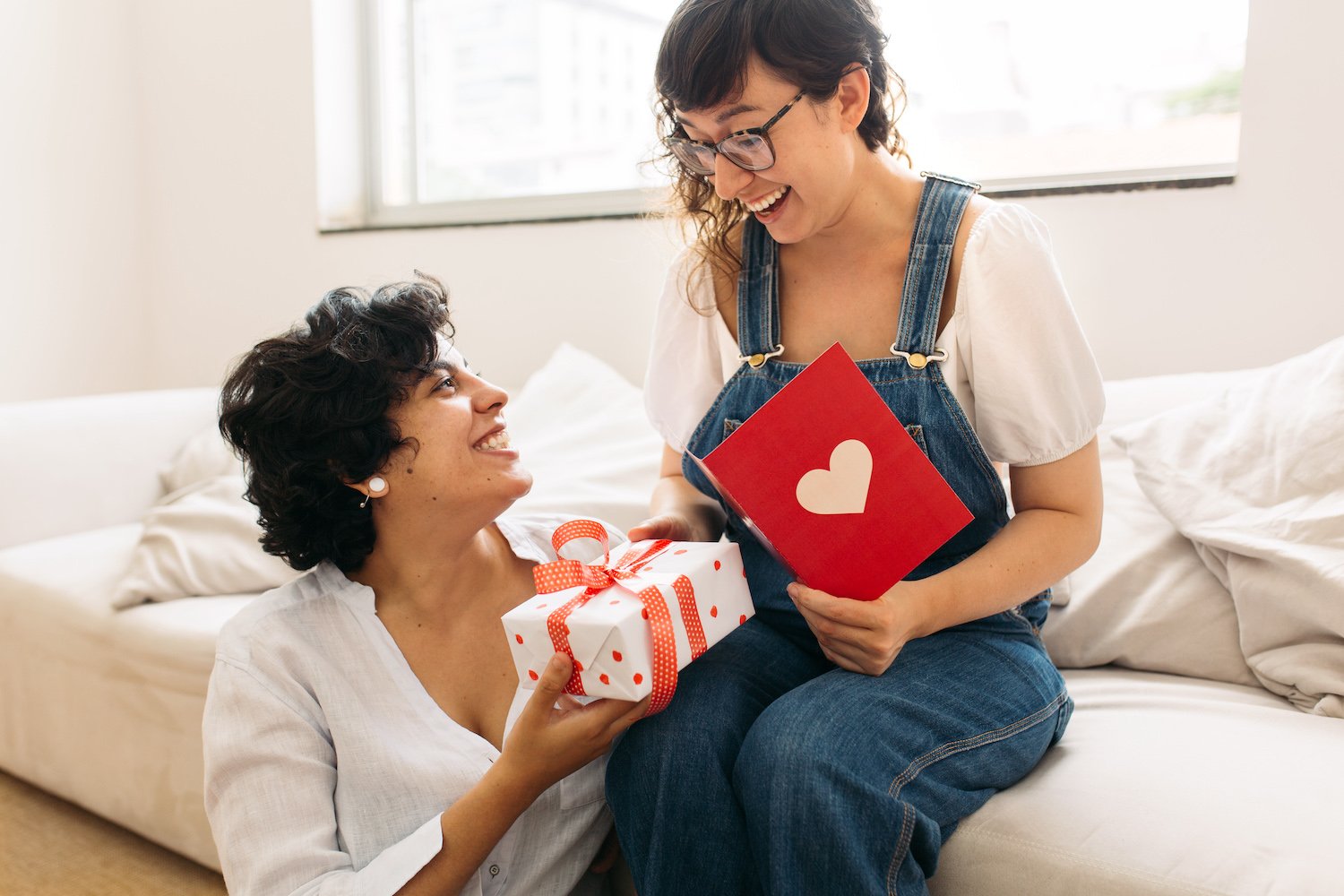 Saint Valentin Voici Ce Que Les Couples Soffrent Et Combien Ils