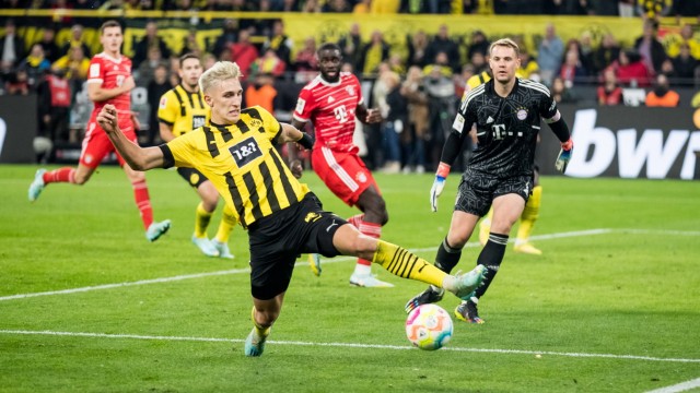 FC Bayern : Le moment décisif avant l'égalisation : Nico Schlotterbeck sauve le ballon avant la ligne de sortie de but. Peu après, le défenseur central de Dortmund centre et Modeste marque le 2:2.